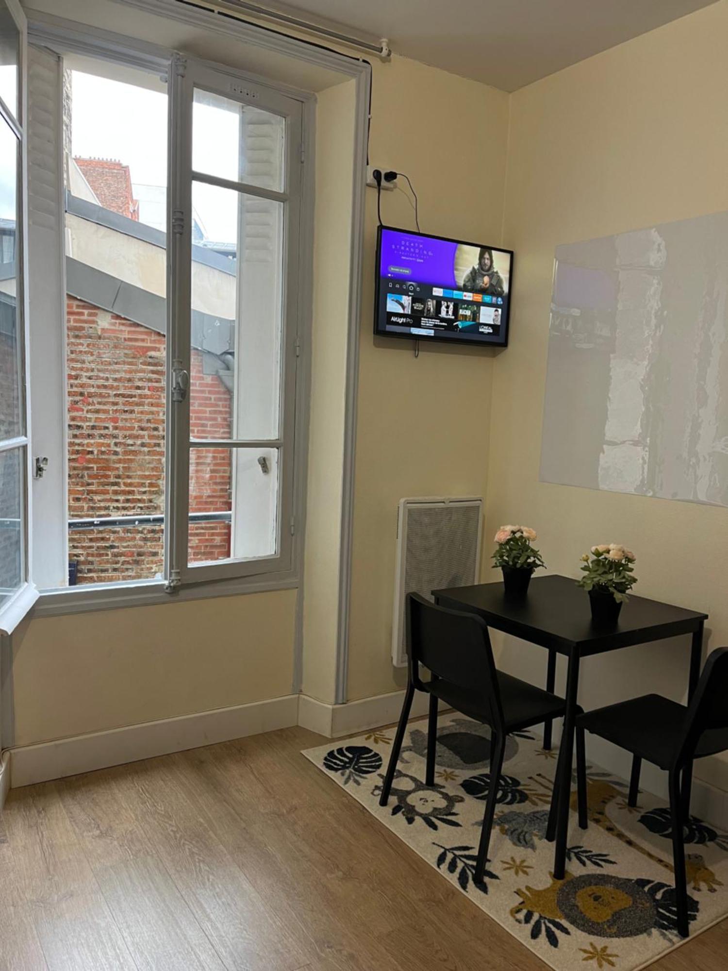 Charmant Studio Spacieux Париж Экстерьер фото